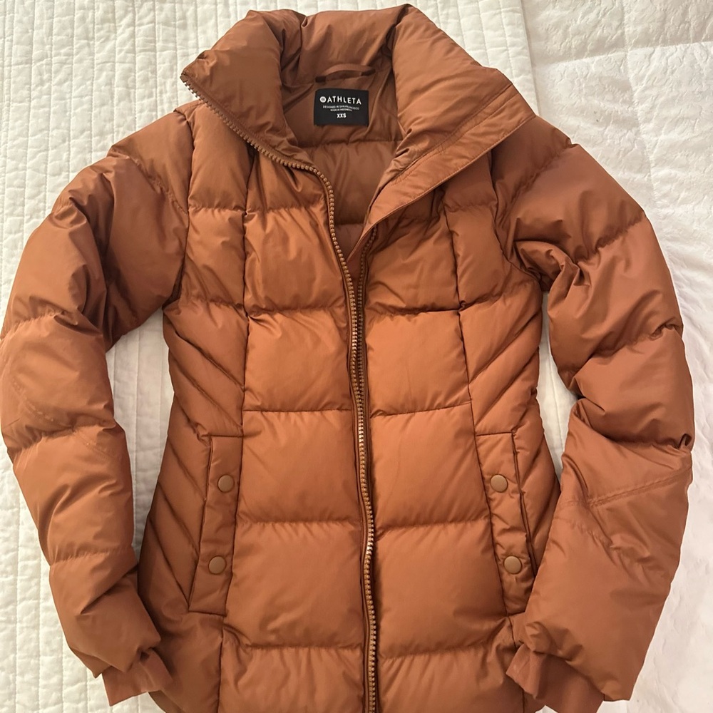 Athleta Women's Tan Puffer Jacket